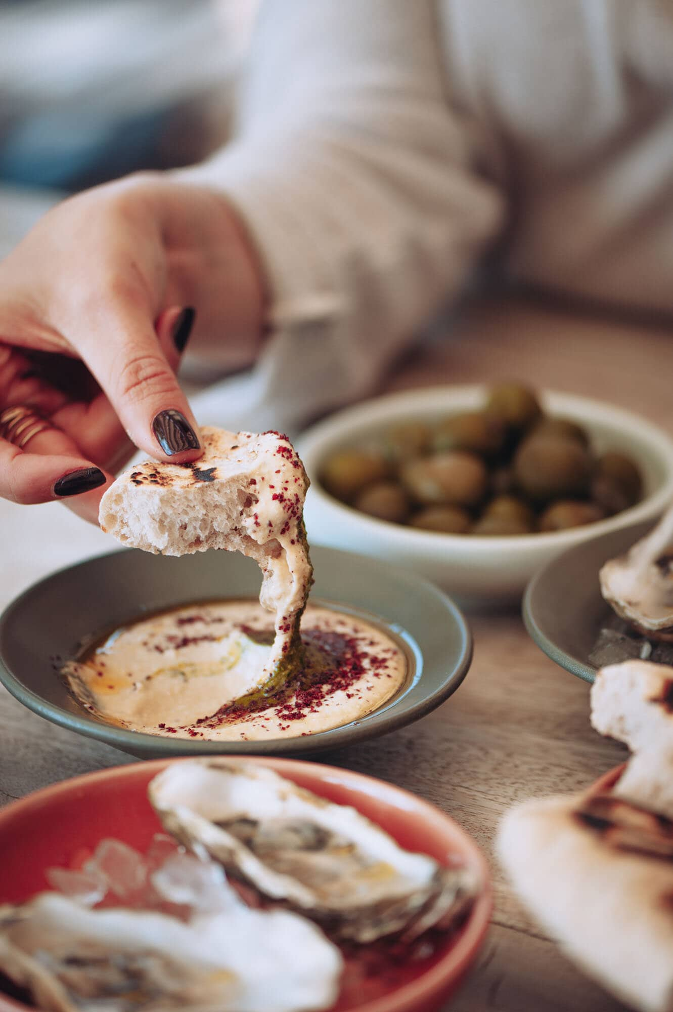 https://homeofess.com/dk/pub_docs/files/Inspiration/Ellery-Hummus.jpg