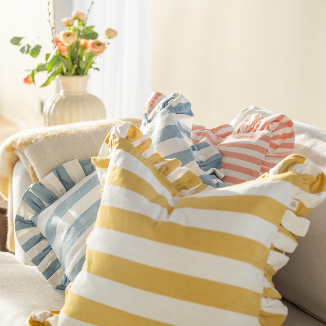 Fancy Frill - Cushion cover 50x50