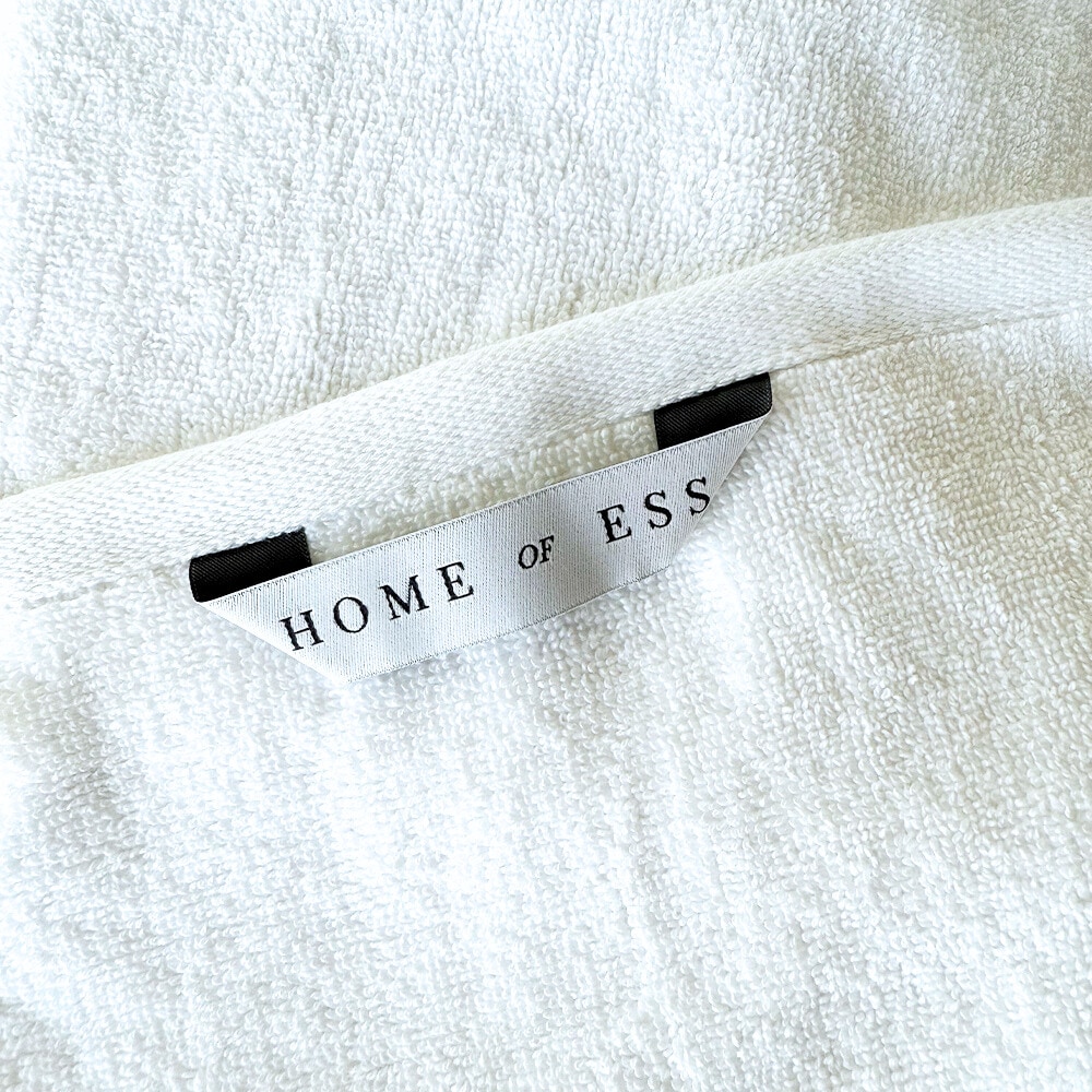 Fluffy Habits - Bath Towel 90x150cm