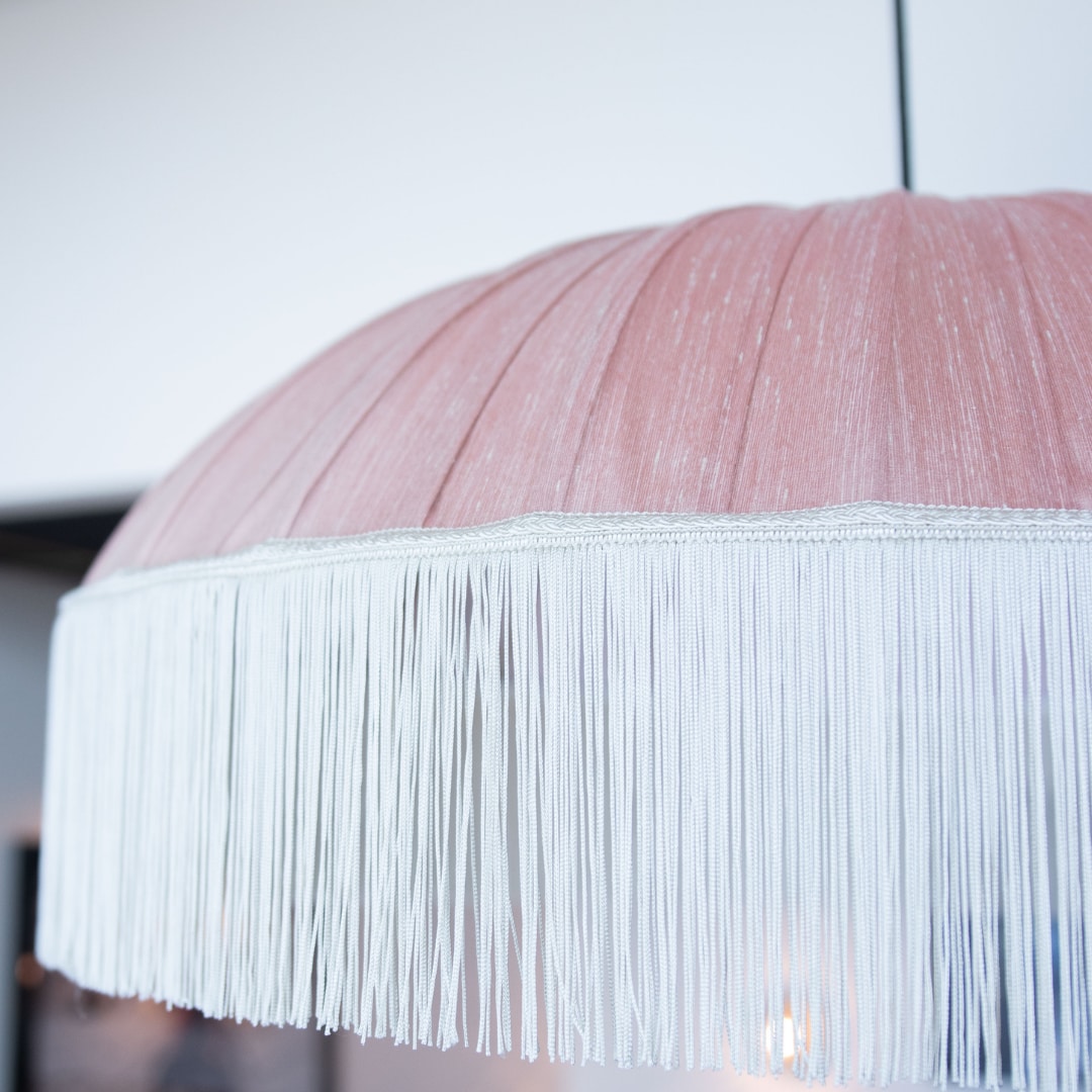 Serene Flare Small - Lampshade with fringe