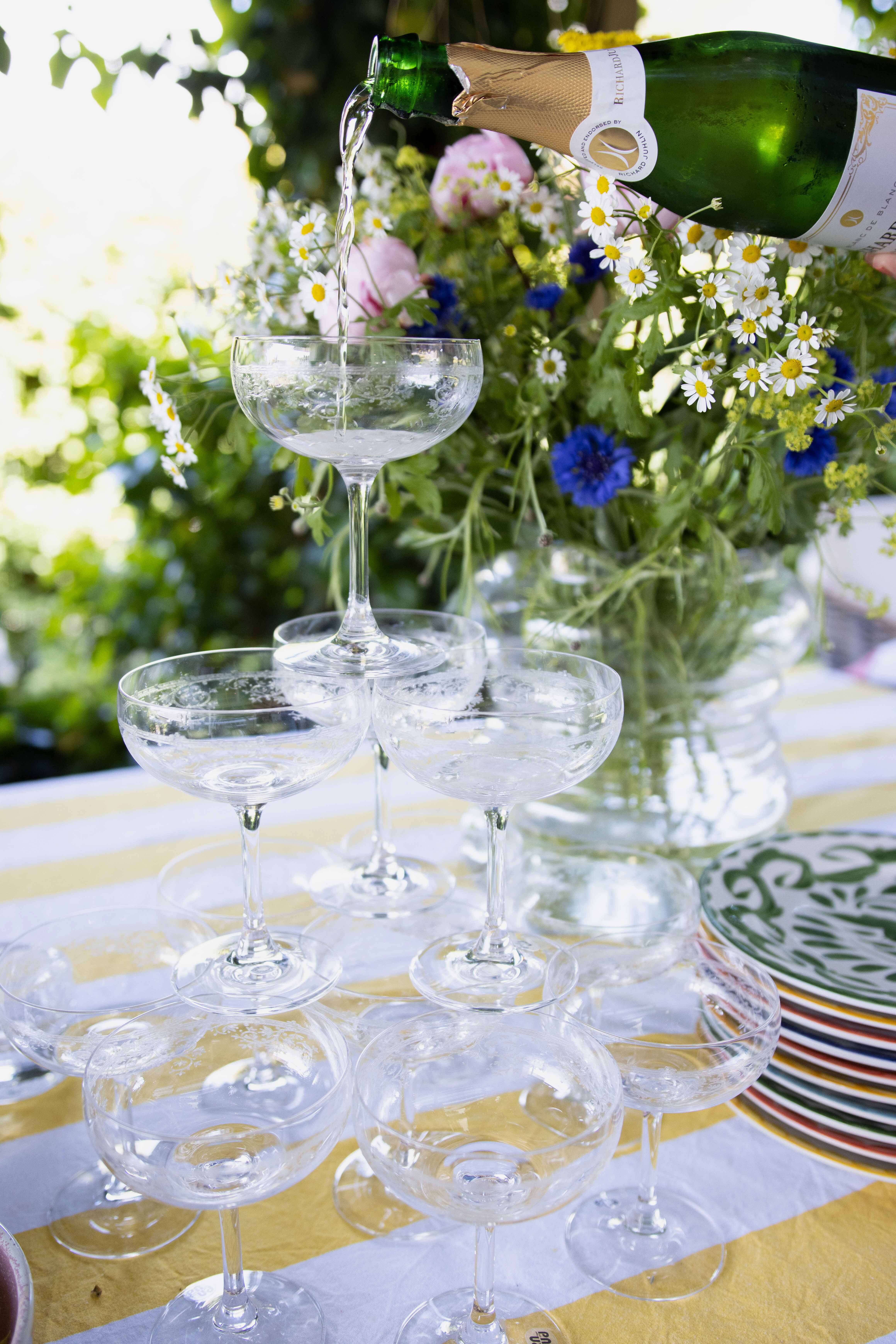 https://homeofess.com/se/pub_docs/files/header-glas-mobile.jpg