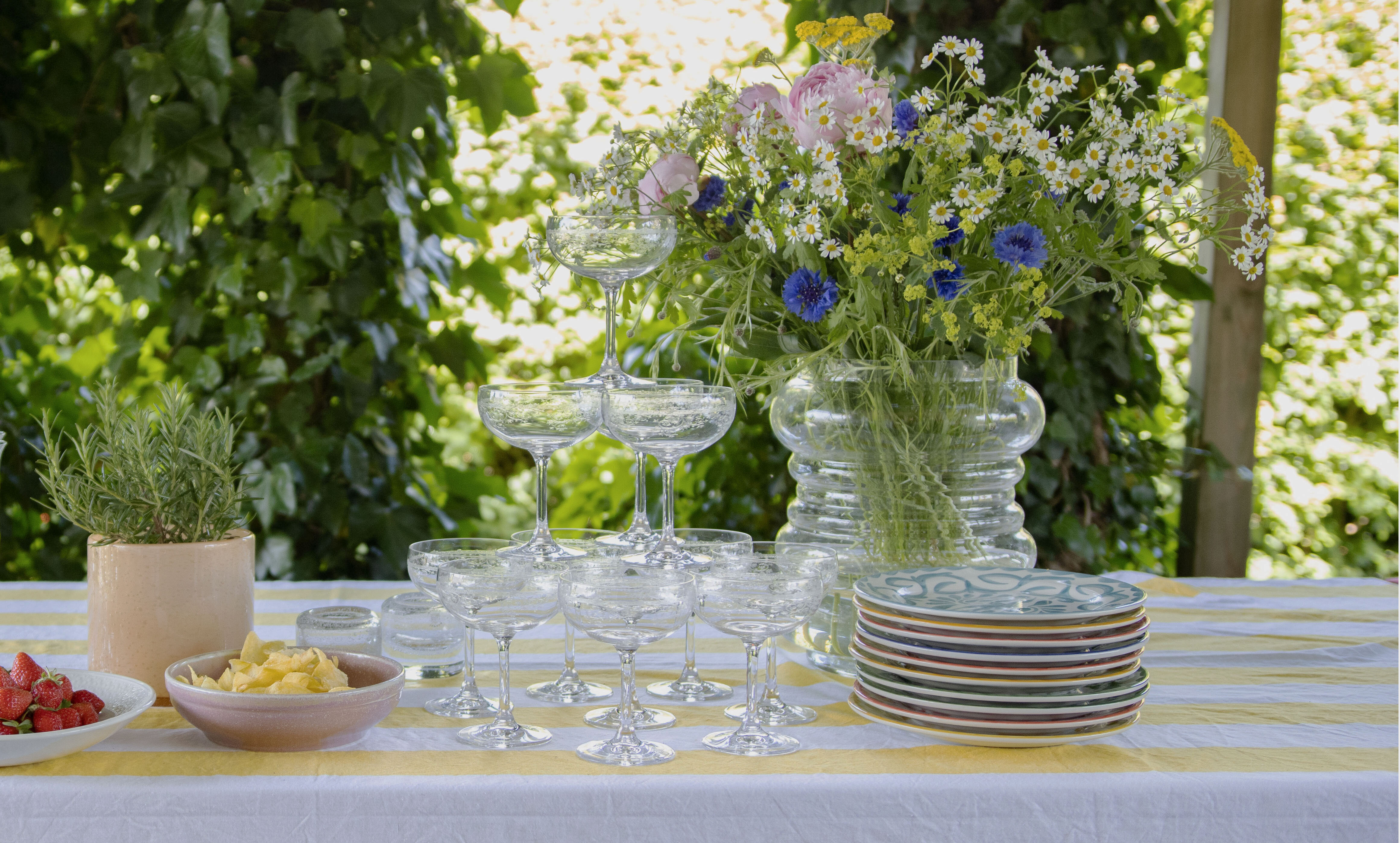 https://homeofess.com/se/pub_docs/files/header-glas.jpg